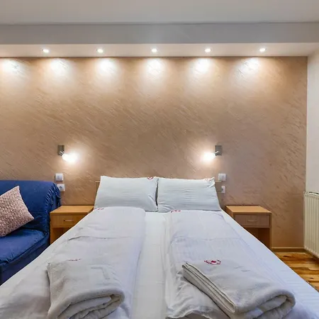 Konaciste Dabic 3* Zlatibor