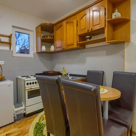 Maison d'hôtes Konaciste Dabic 3*